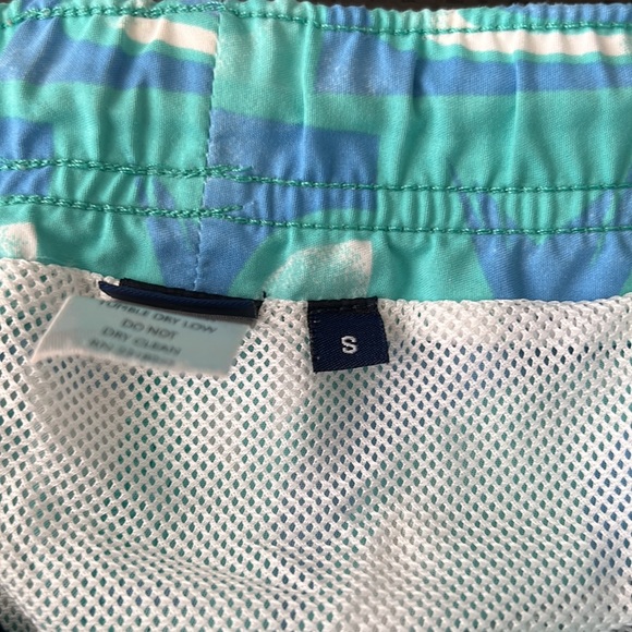 Vineyard Vines Swimsuit - Picture 3 of 3
